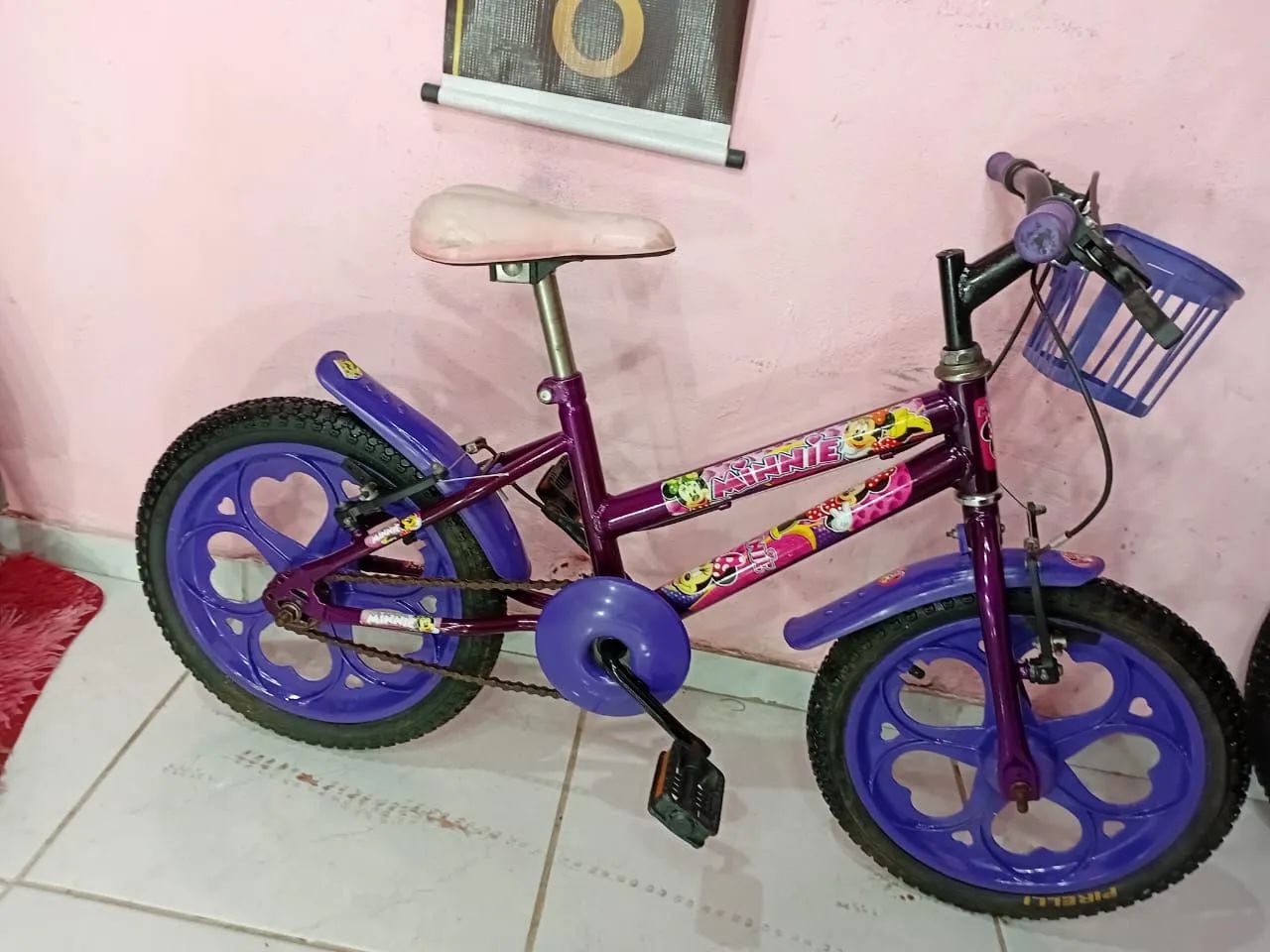 Bicicleta aro 16 novinha da minie  - Foto 3