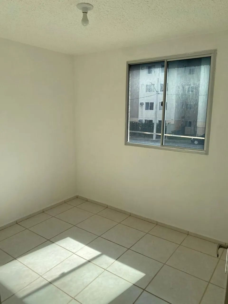 Alugo Apartamento em Santíssimo  - Foto 5