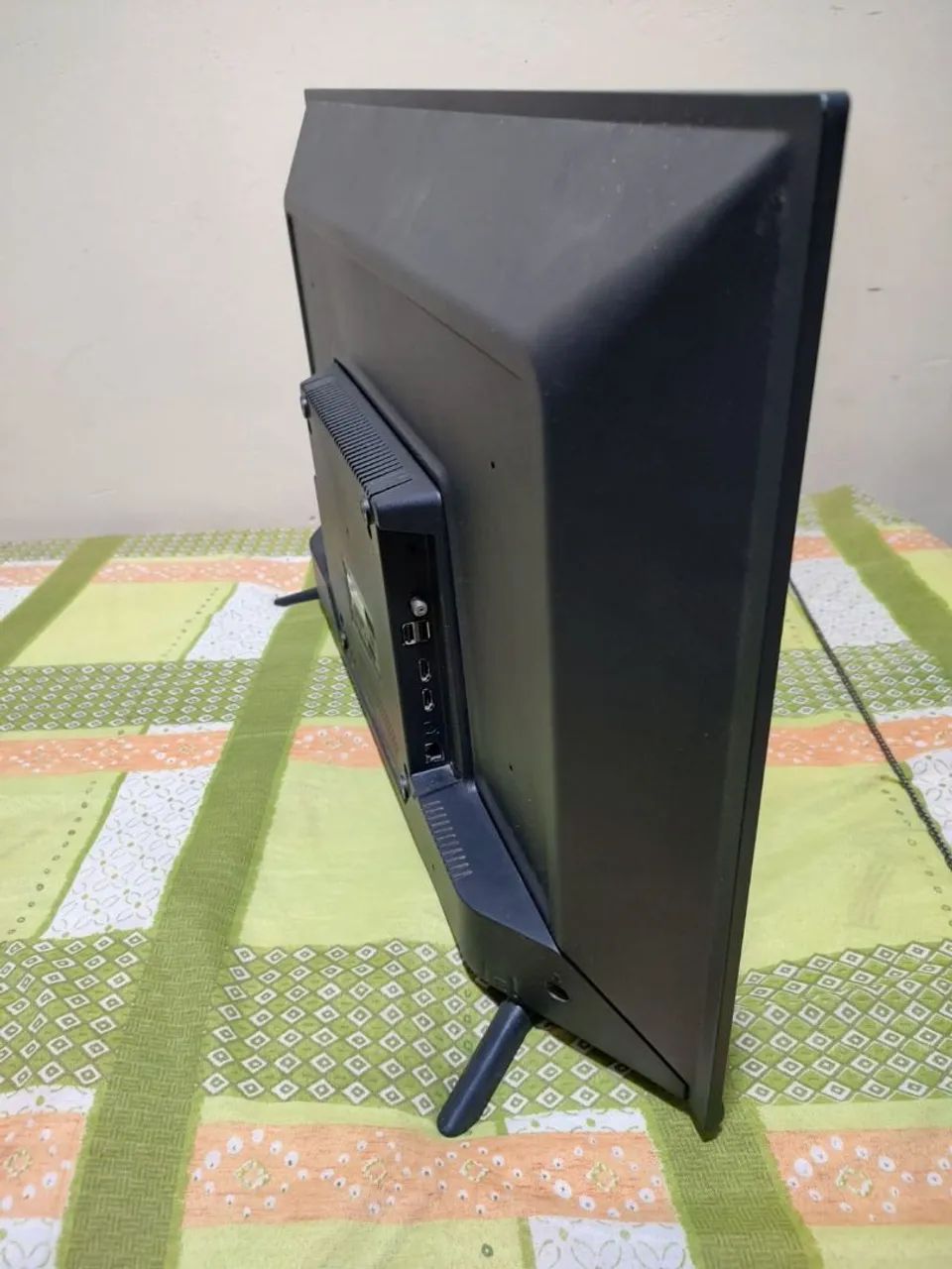 Smart TTV Philco com Android 32pol - Wi-Fi - Ótimo Estado - Foto 3