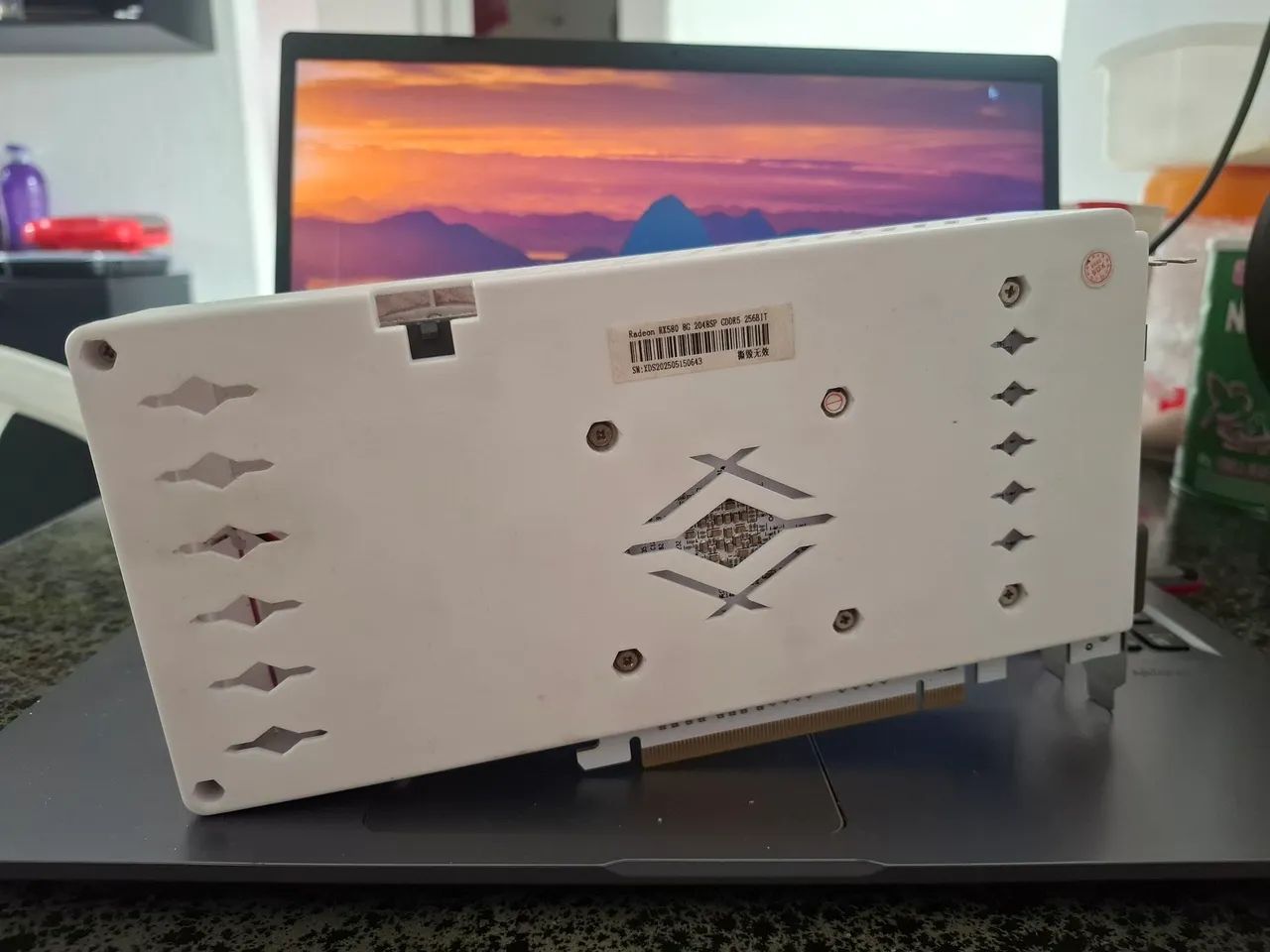 Placa de video - Rx 580 2048ssp - Troco - Foto 2