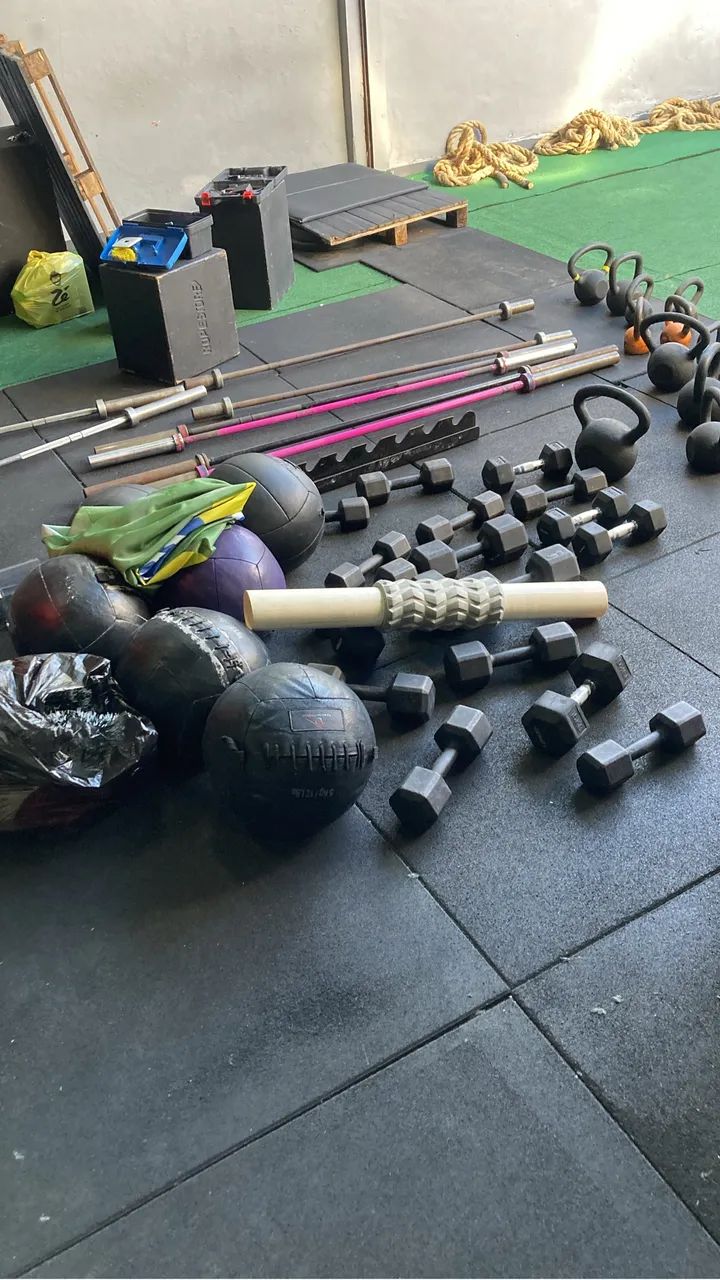 VENDO MATERIAL DE CROSSFIT E BARRAS OLÍMPICAS E RACK GRANDE - Foto 3