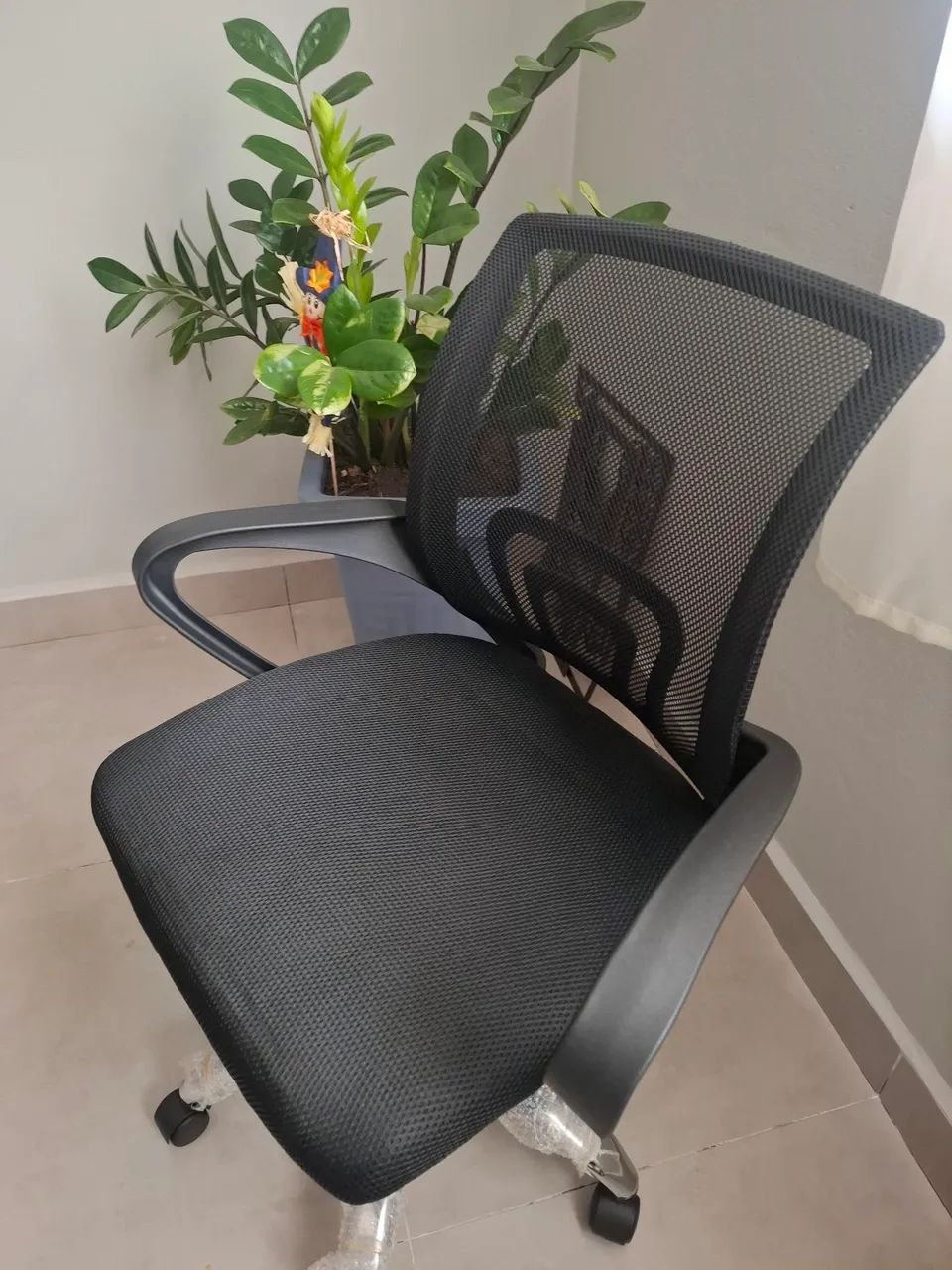 Cadeira escritório nova Ergonômica  - Foto 2