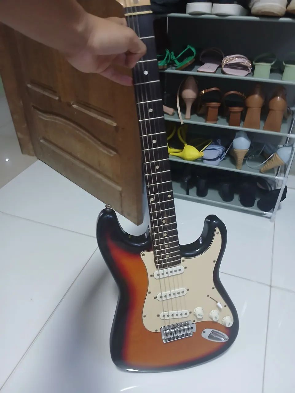 Guitarra + pedaleira - Foto 2
