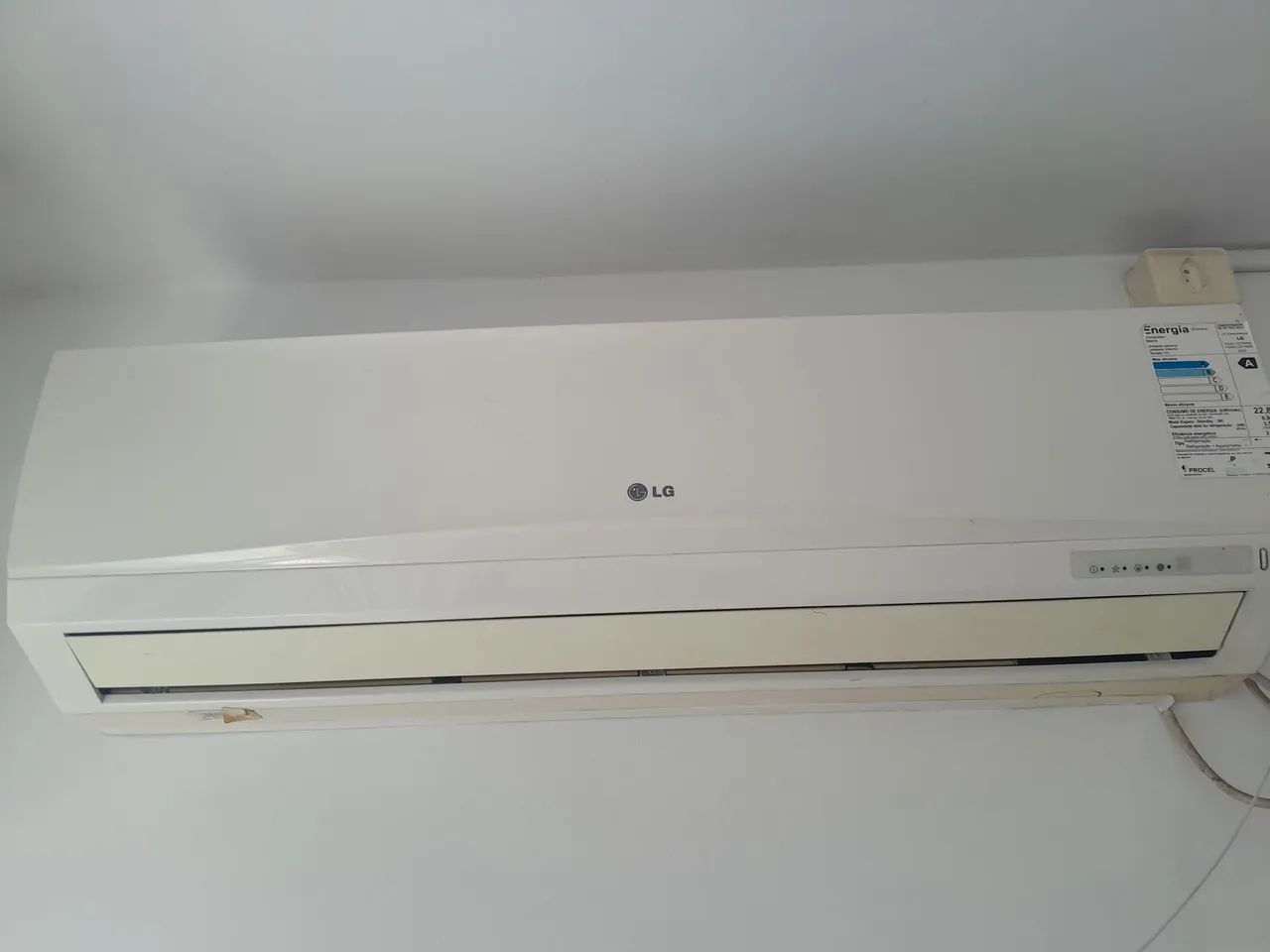 Ar condicionado funcionando perfeitamente so estalar,  chama *  - Foto 2