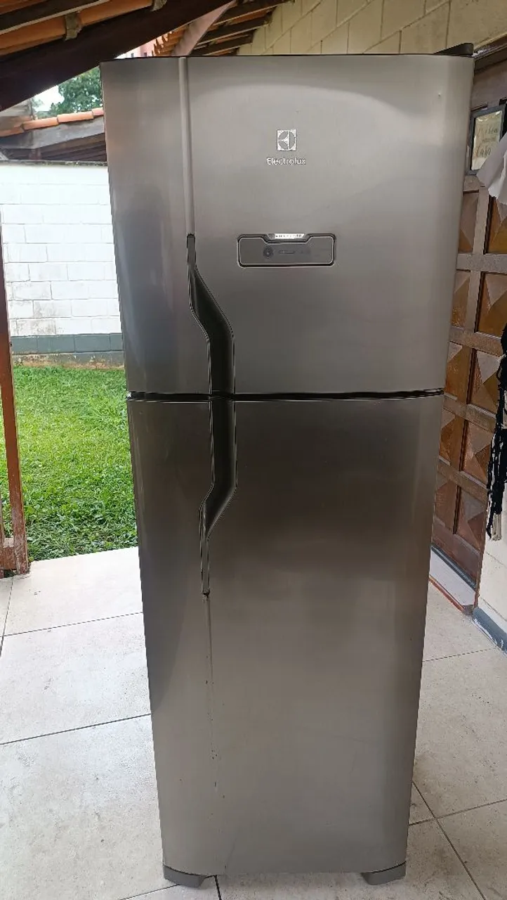 Geladeira sem as grades da porta - Geladeiras e Freezers - Jardim