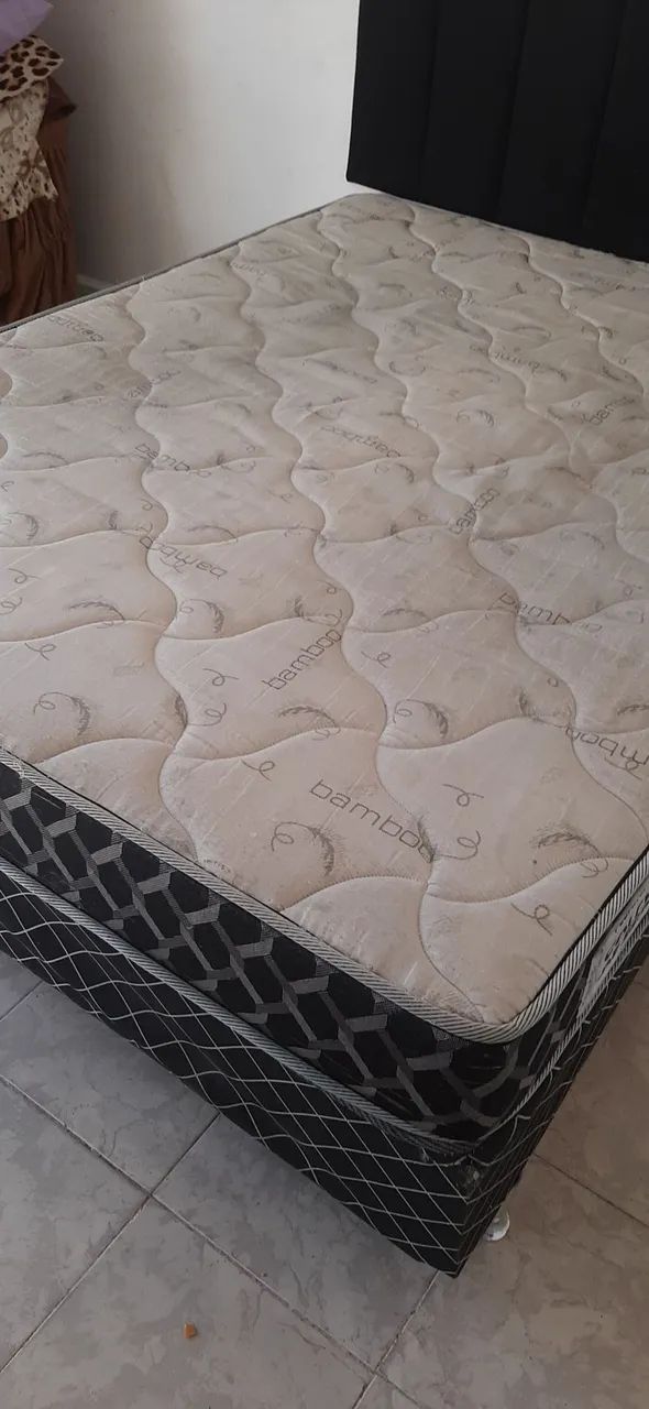 Cama Box casal  colchão d33 completa 