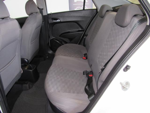 HYUNDAI HB20S 1.6 COMFORT PLUS 16V 2016 - Foto 7
