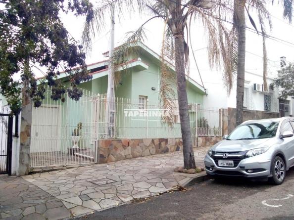 Casa de 03 dormitórios
