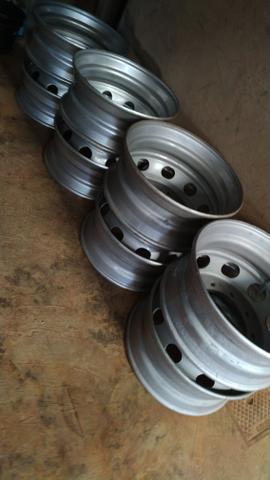 Pneus 295/80/22.5 novos usados e recapados apartir de $ 650 - Foto 14