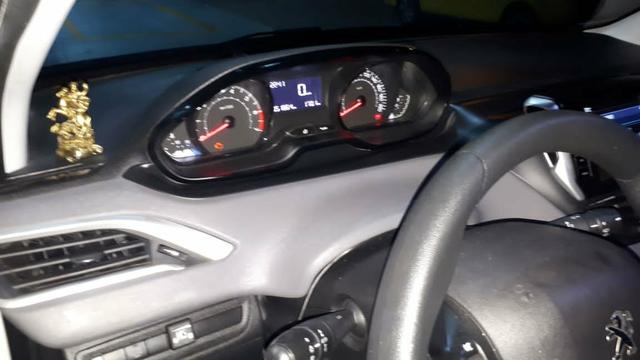 Peugeot 208 2017 - Foto 2