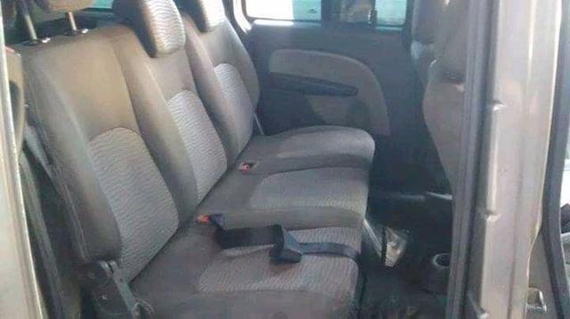 Doblo 1.8 Adventure Top Line, 2010, Locker - Foto 6