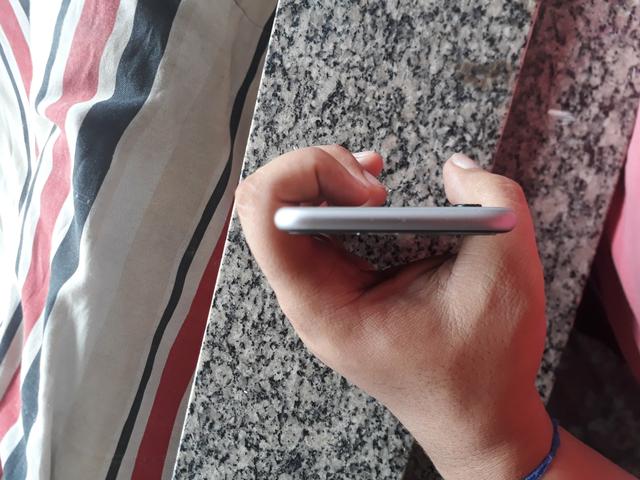 Iphone 6s - 32 gb - Cinza - Foto 4