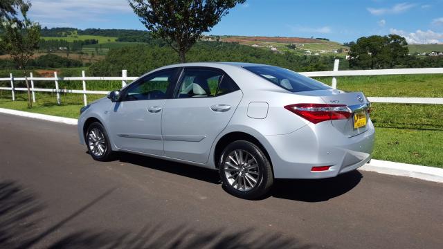 TOYOTA COROLLA 2015/2016 2.0 XEI 16V FLEX 4P AUTOMÁTICO - Foto 3