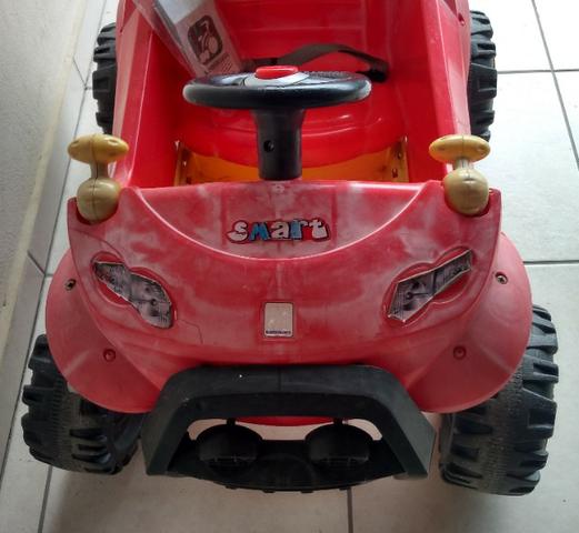 Carrinho passeio Smart com pedal/base - Bandeirantes - Foto 2