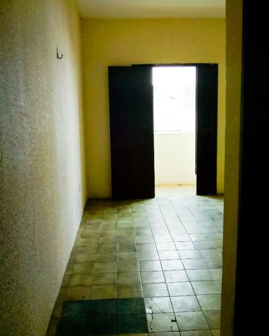 AP na Messejana, bem localizado próximo ao centro, 2 quartos, frente ao Paço da Messejana - Foto 6
