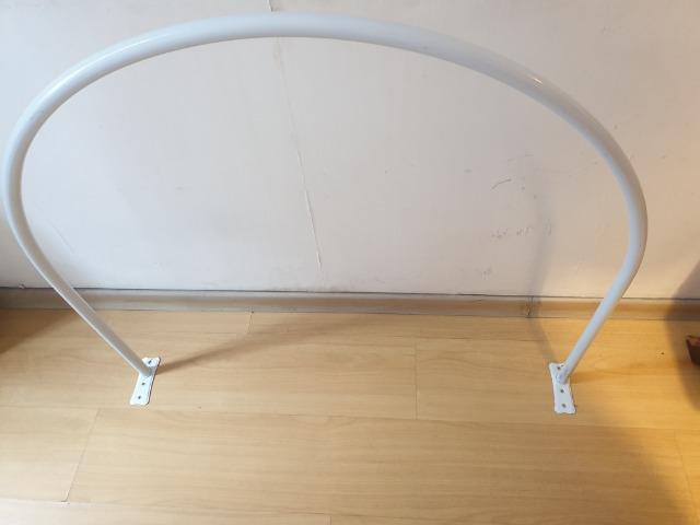 Provador arco branco