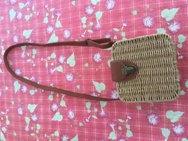 Bolsa de Palha Blogueirinha R$ 70,00
