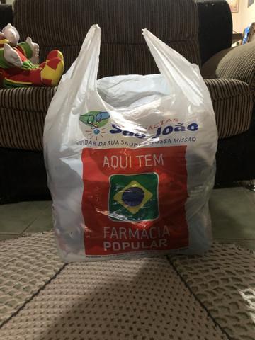Lote de menino serve até 1 ano e meio
