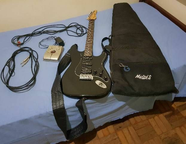 Guitarra Condor Strato. - Foto 4
