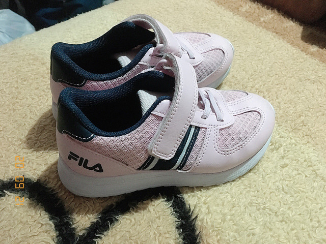 tenis fila retro infantil