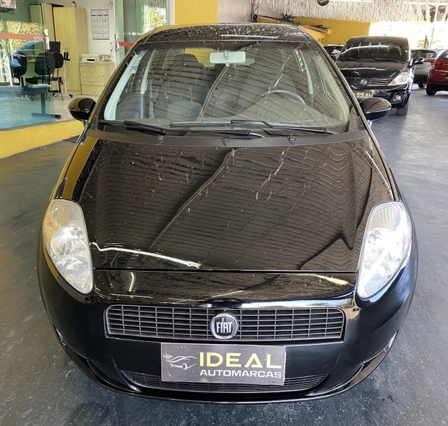 FIAT PUNTO ATTRACTIVE 1.4 FIRE FLEX 8V 2011