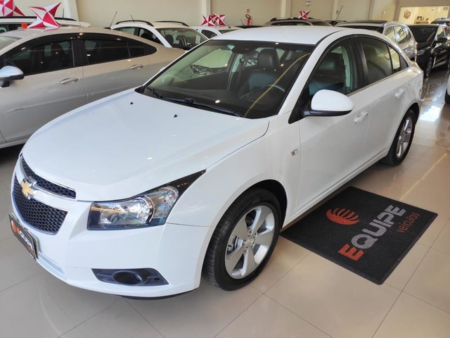 CHEVROLET CRUZE LT NB AT