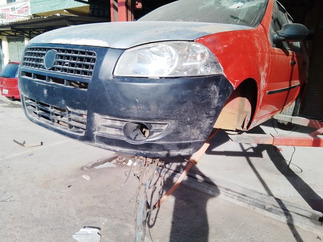 Vdo Siena batido 2012 e compro carro batido! Com débitos ou não!  - Foto 2