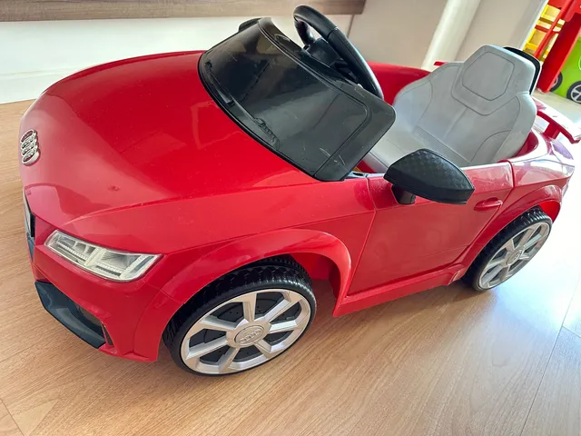 Aluguel Mini Carro Elétrico Infantil com Controle Remoto Audi 12v