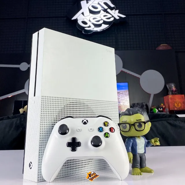 Xbox One 'tunado' vira poderoso notebook gamer, mais fino e melhor