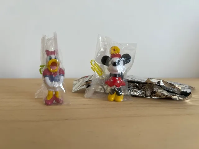 Minnie e Margarida em Plástico Vinil