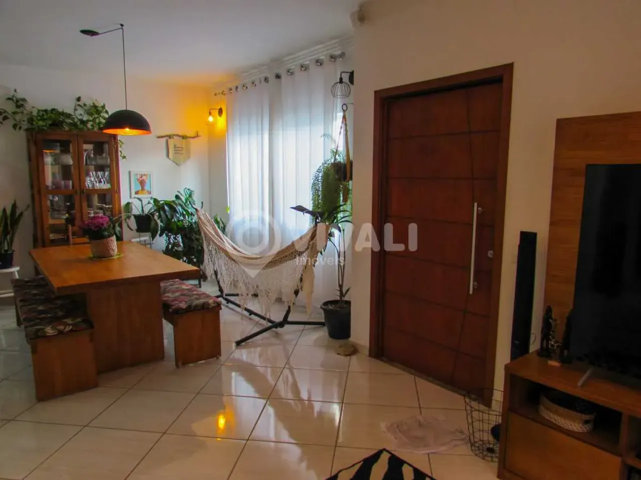 Casa de rua - / Residencial / Loteamento Residencial Central Park I