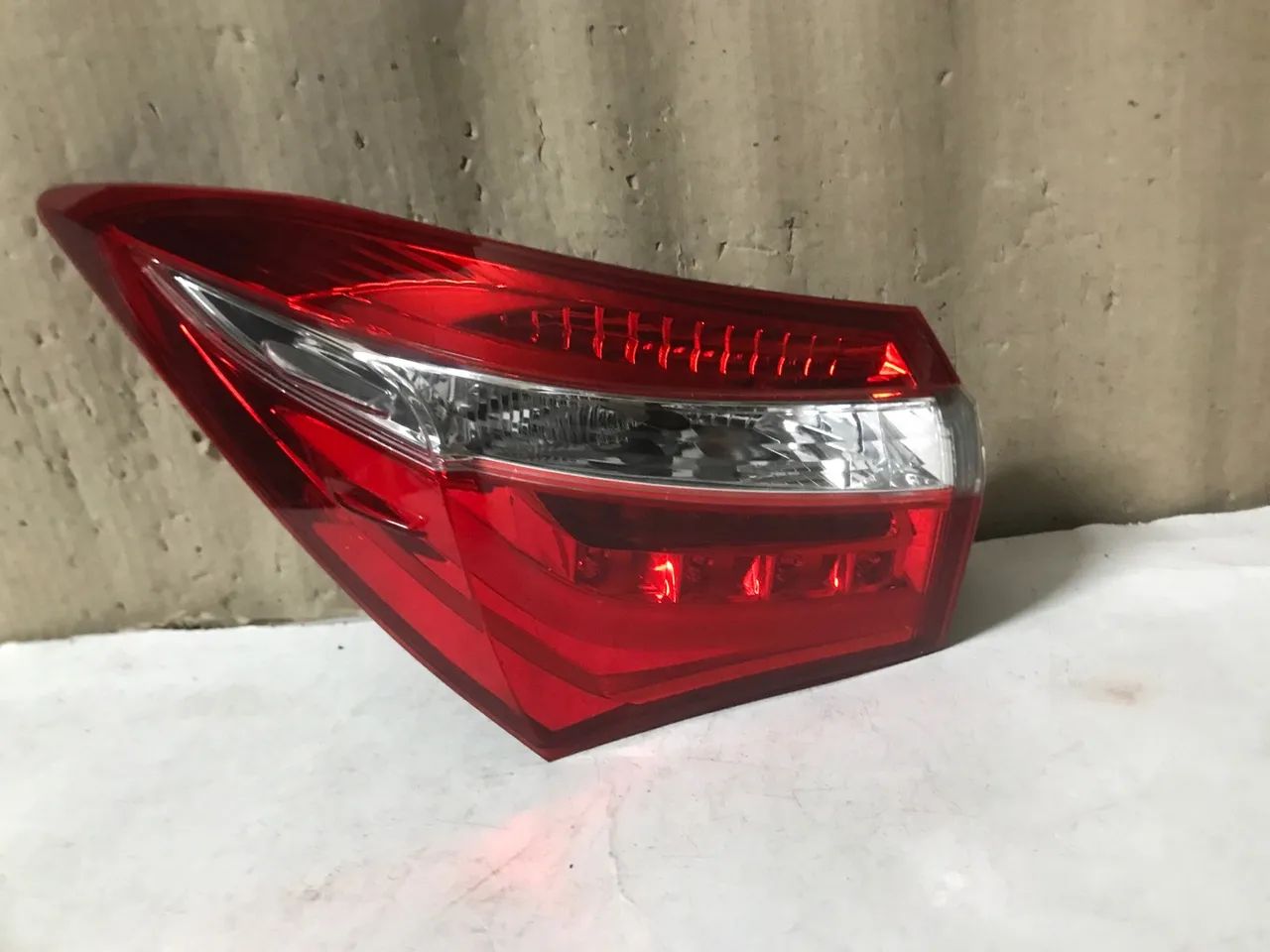 Lanterna Corolla led