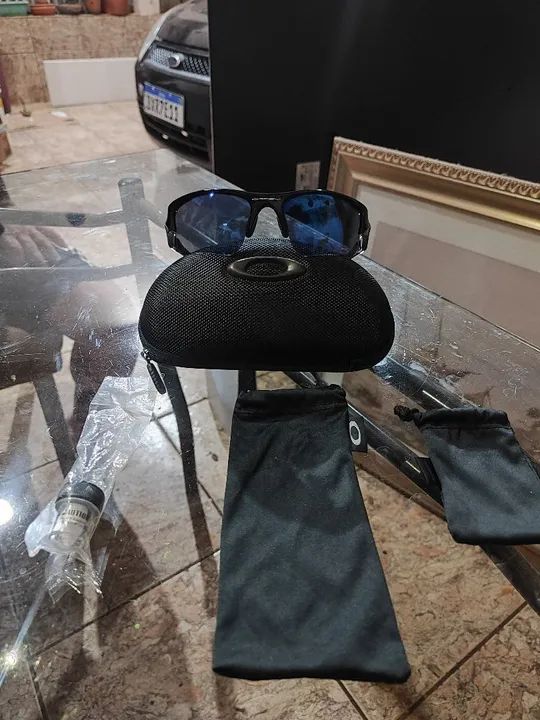 Óculos Oakley Flak 1.0 original com 2 lentes original usei 2 vezes 