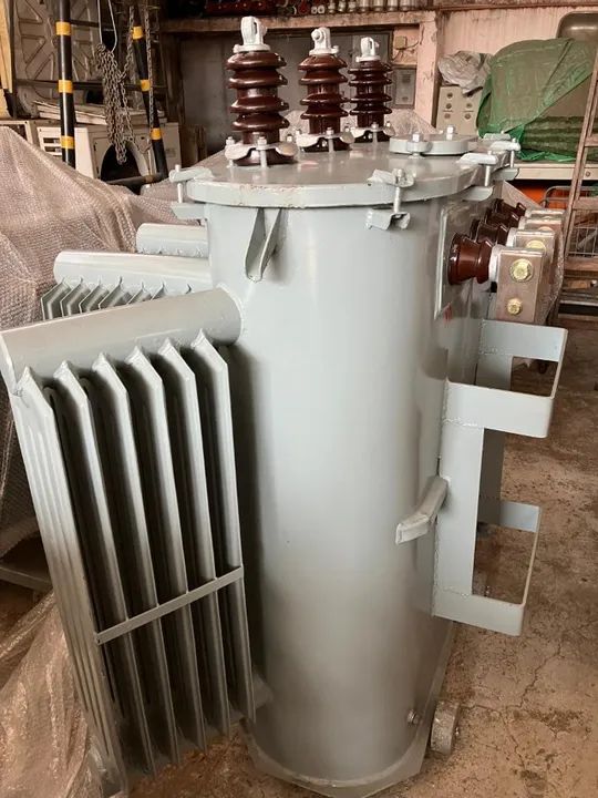 Transformador De 300 Kva 220v/127v À Óleo - Foto 5