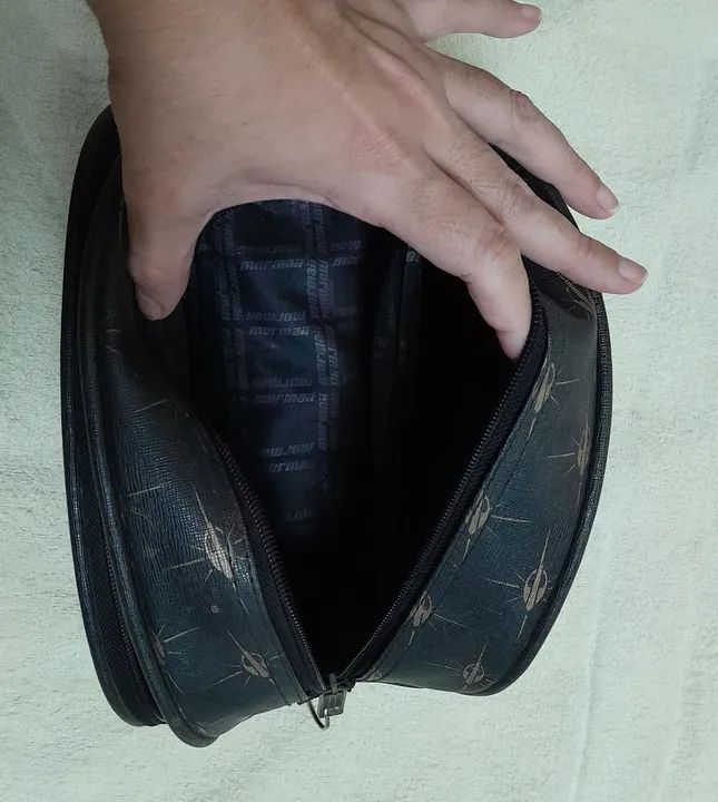 Necessaire Mormai Preta (R$ 60) - Foto 4