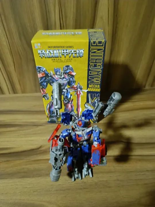 Optimus Transformes 