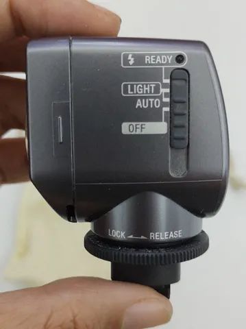 Sony Video Flash Light HVL-HFL1 Combinação de Luz e Flash Para Camcorders - Foto 4