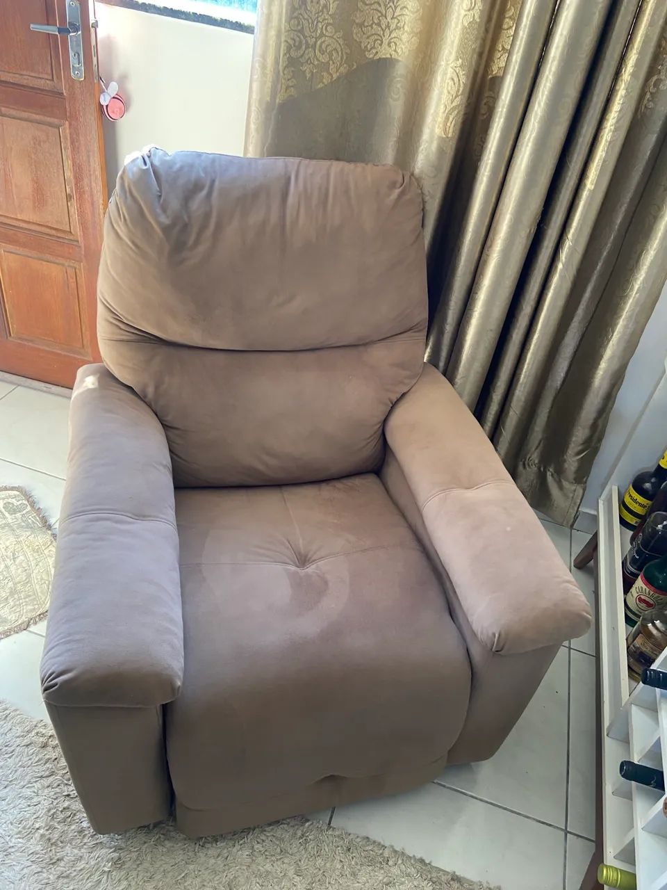 Poltrona seminova 64316918375170120