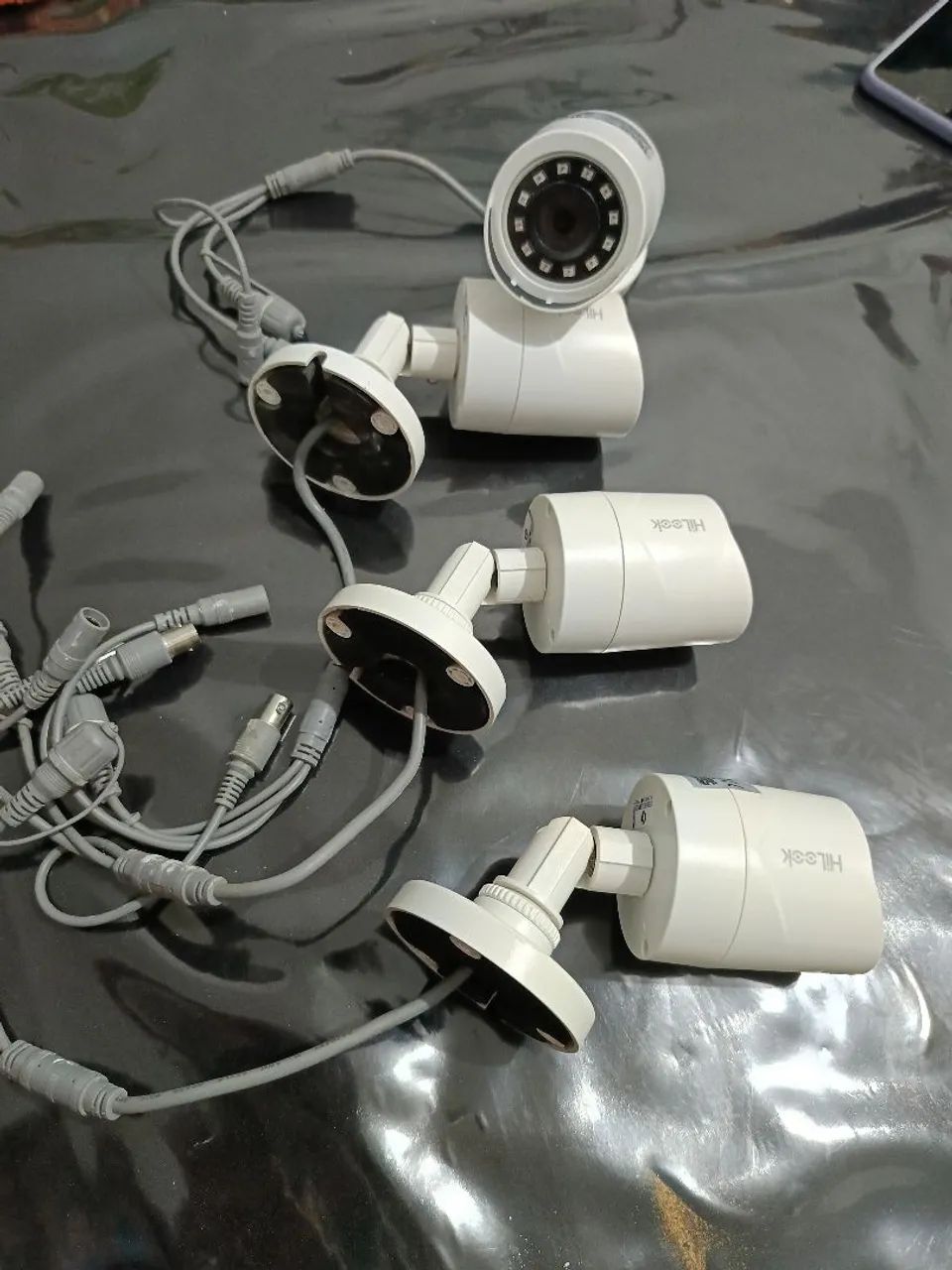 Kit de 4 Câmeras de Segurança - Segurança Completa para sua Casa!