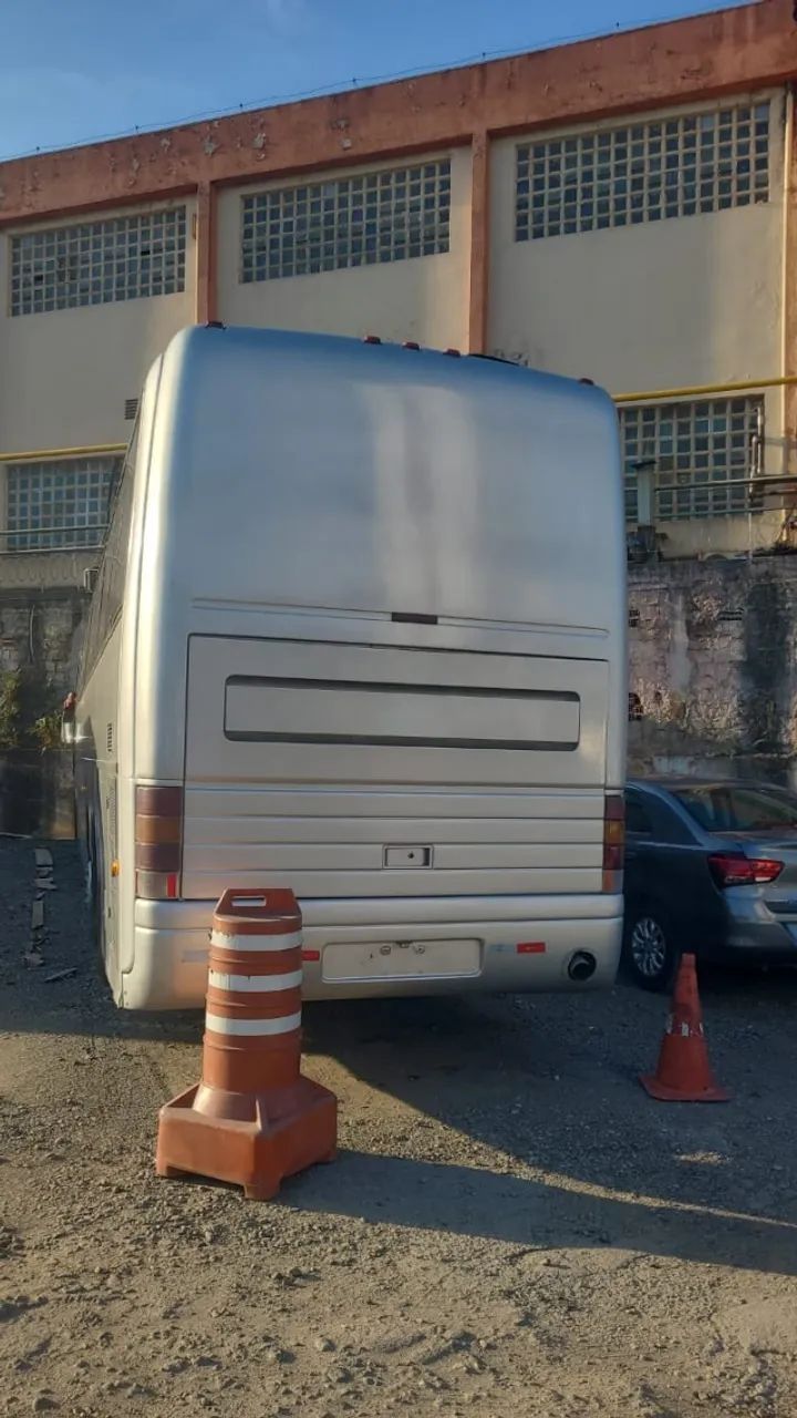 Ônibus Paradiso 1150 GV - Mercedes Benz 0400 - Foto 4