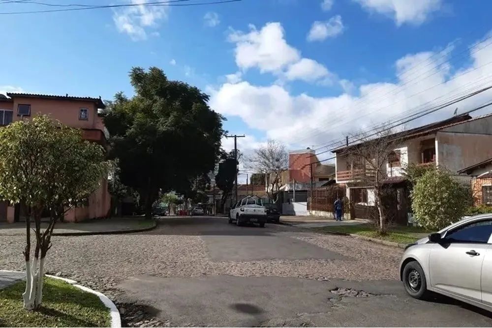Terreno à venda em Porto Alegre, Partenon, 915m² - Foto 4
