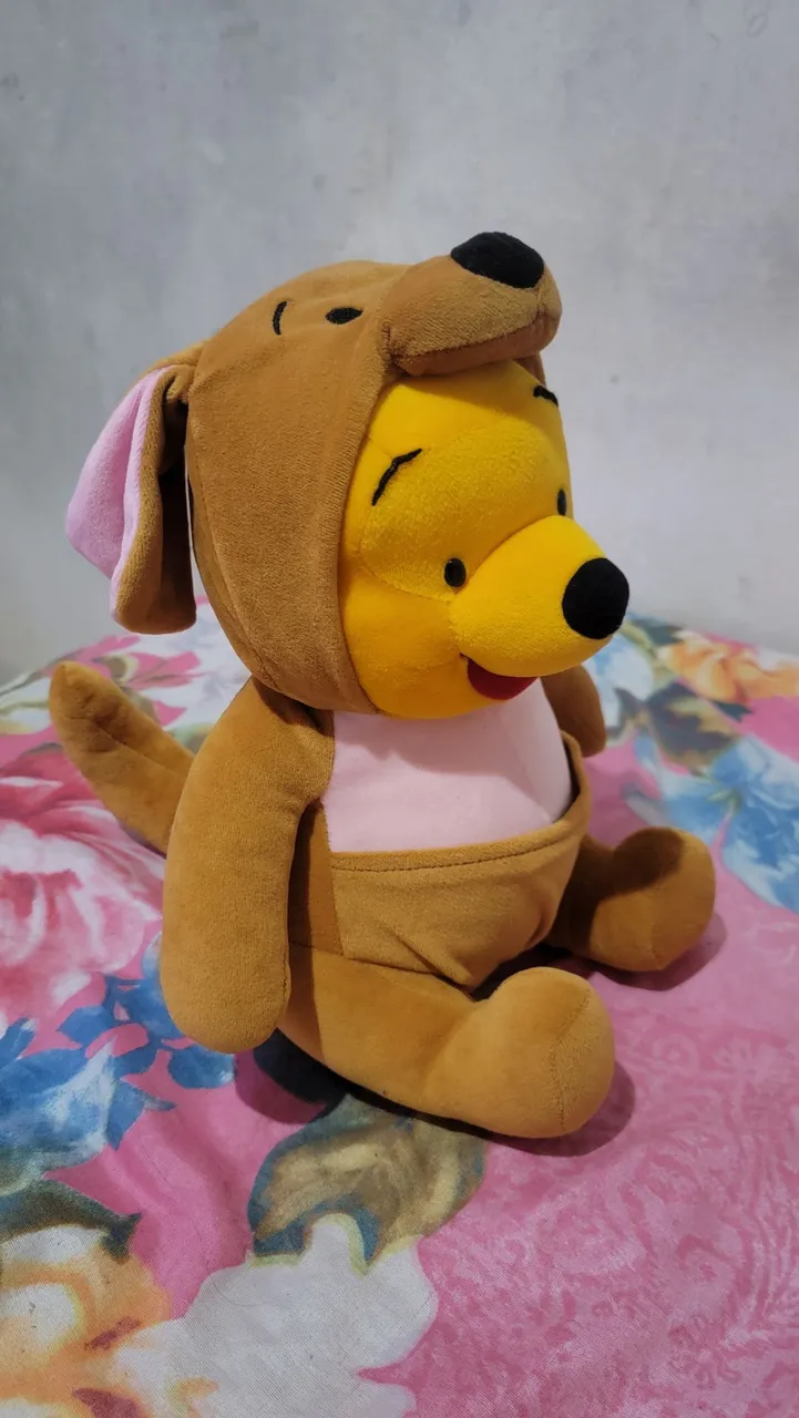 Pelúcia do Ursinho Pooh Fantasiado