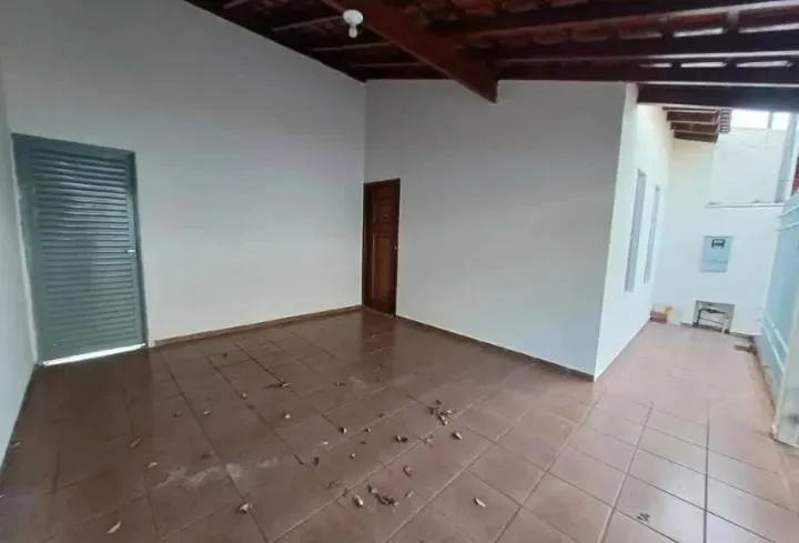 CASA BAIRRO INDUSTRIAL