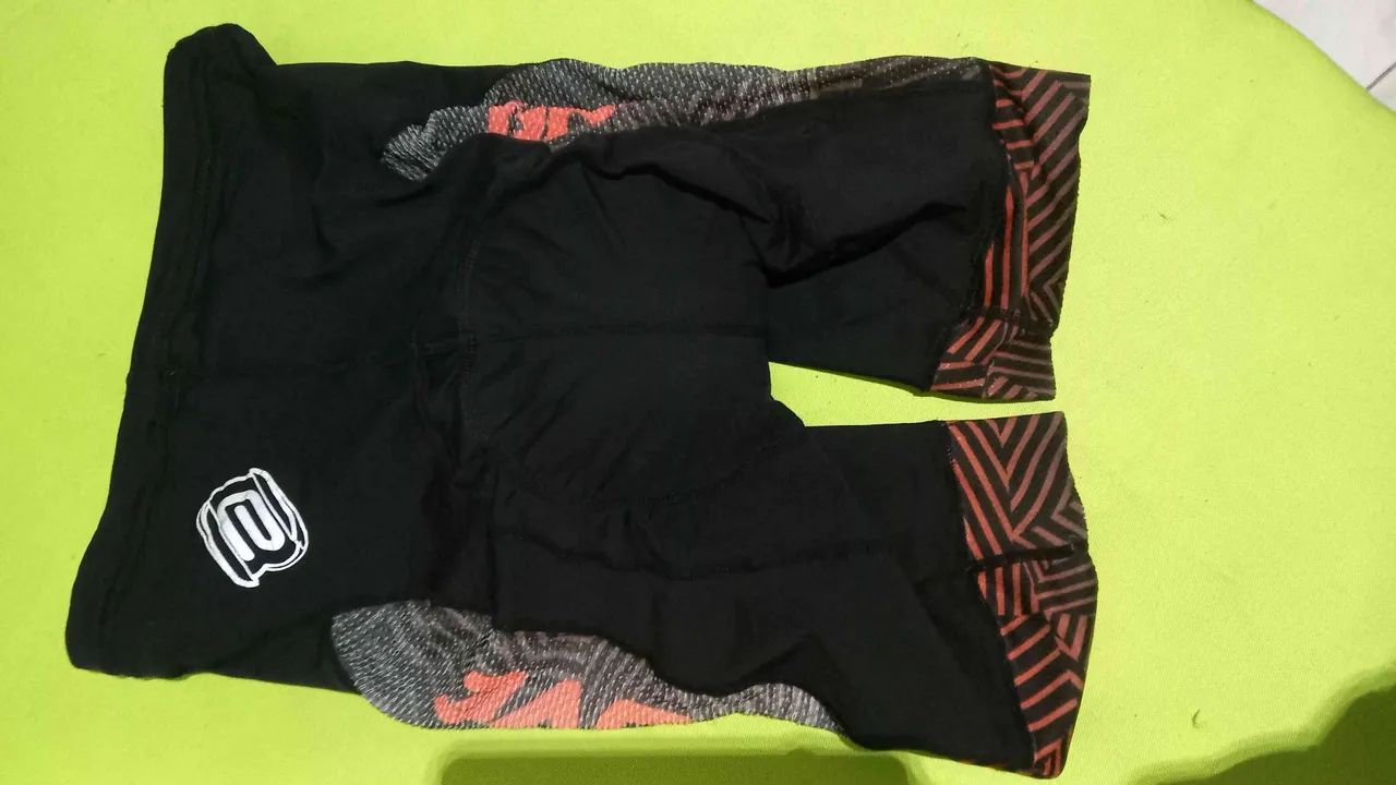 Calça e camisa de Ciclismo