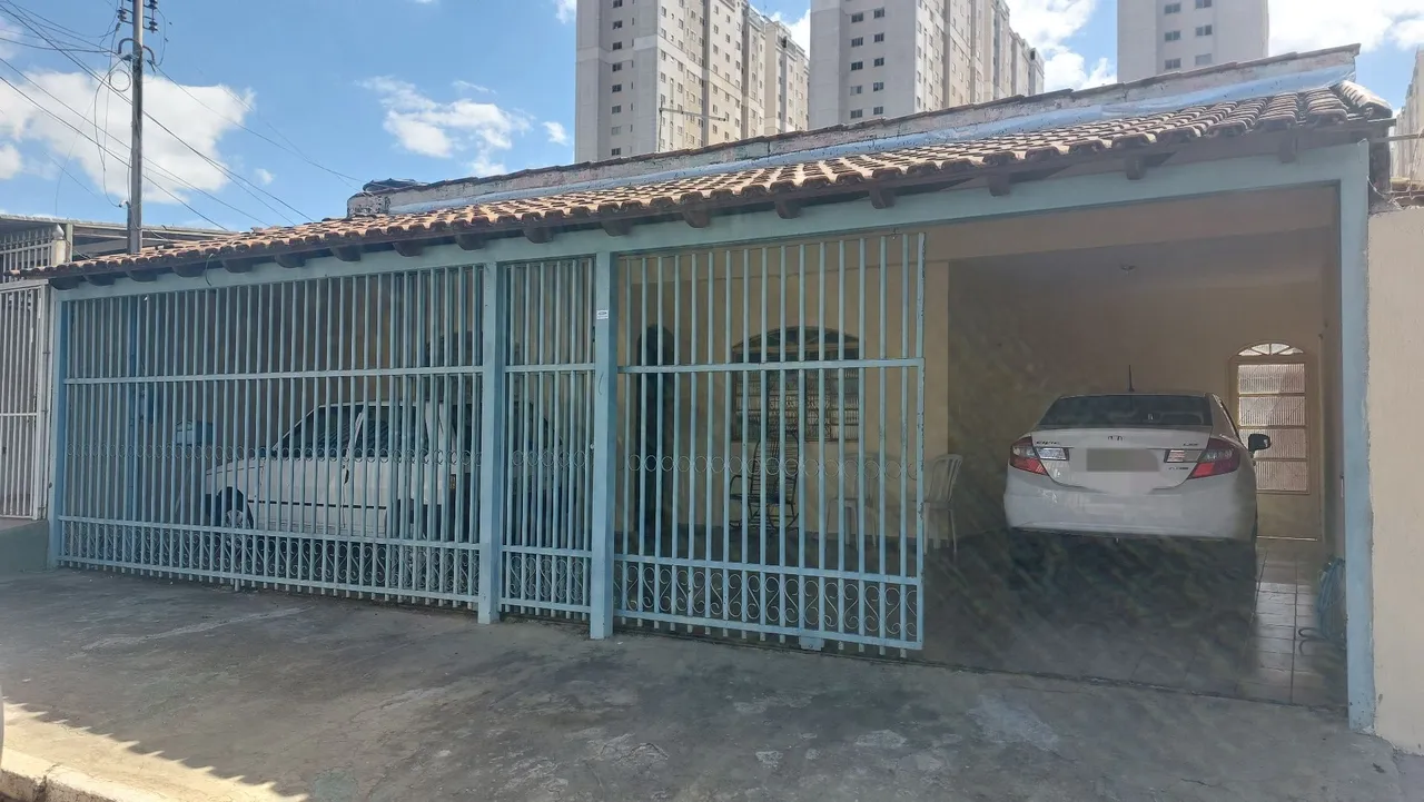 Vendo casa na QNJ 35