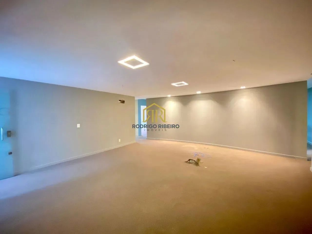 Sala comercial com 162 m² no Ceisa Center - Foto 2