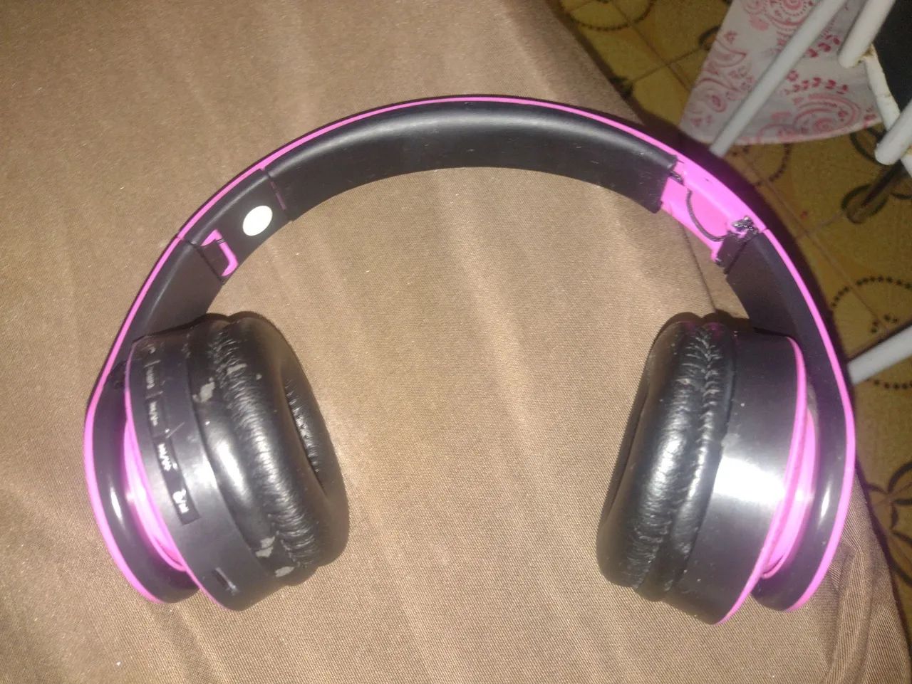 Fone sem fio exbom bluetooth FM MP3 SW  - Foto 2