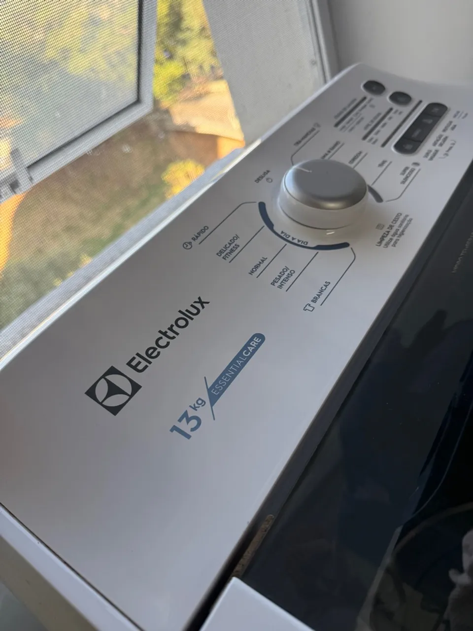 Máquina de Lavar Electrolux Essencial Care 13KG