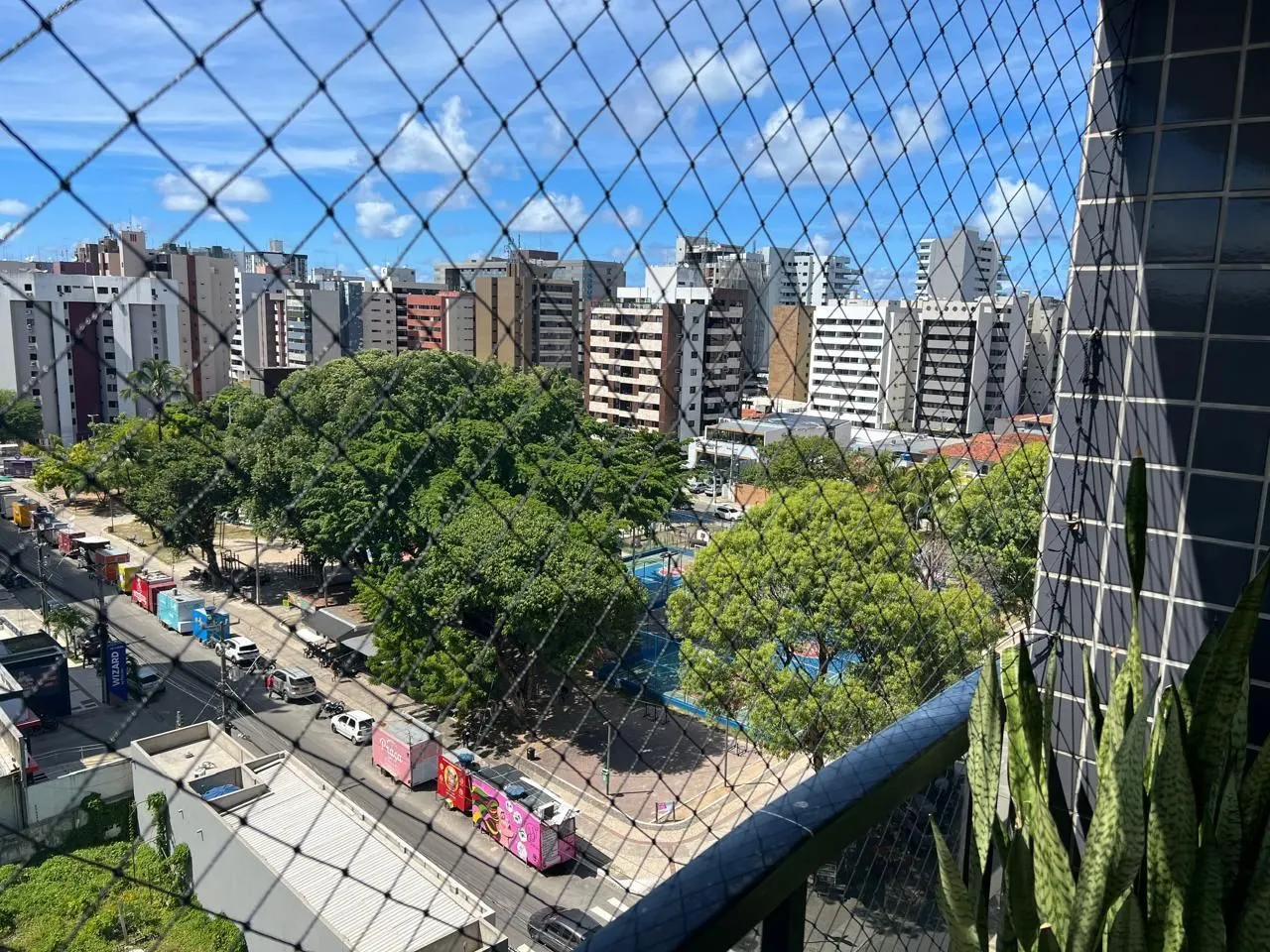 Alugo AP na Ponta Verde Próximo ao Uni Compras