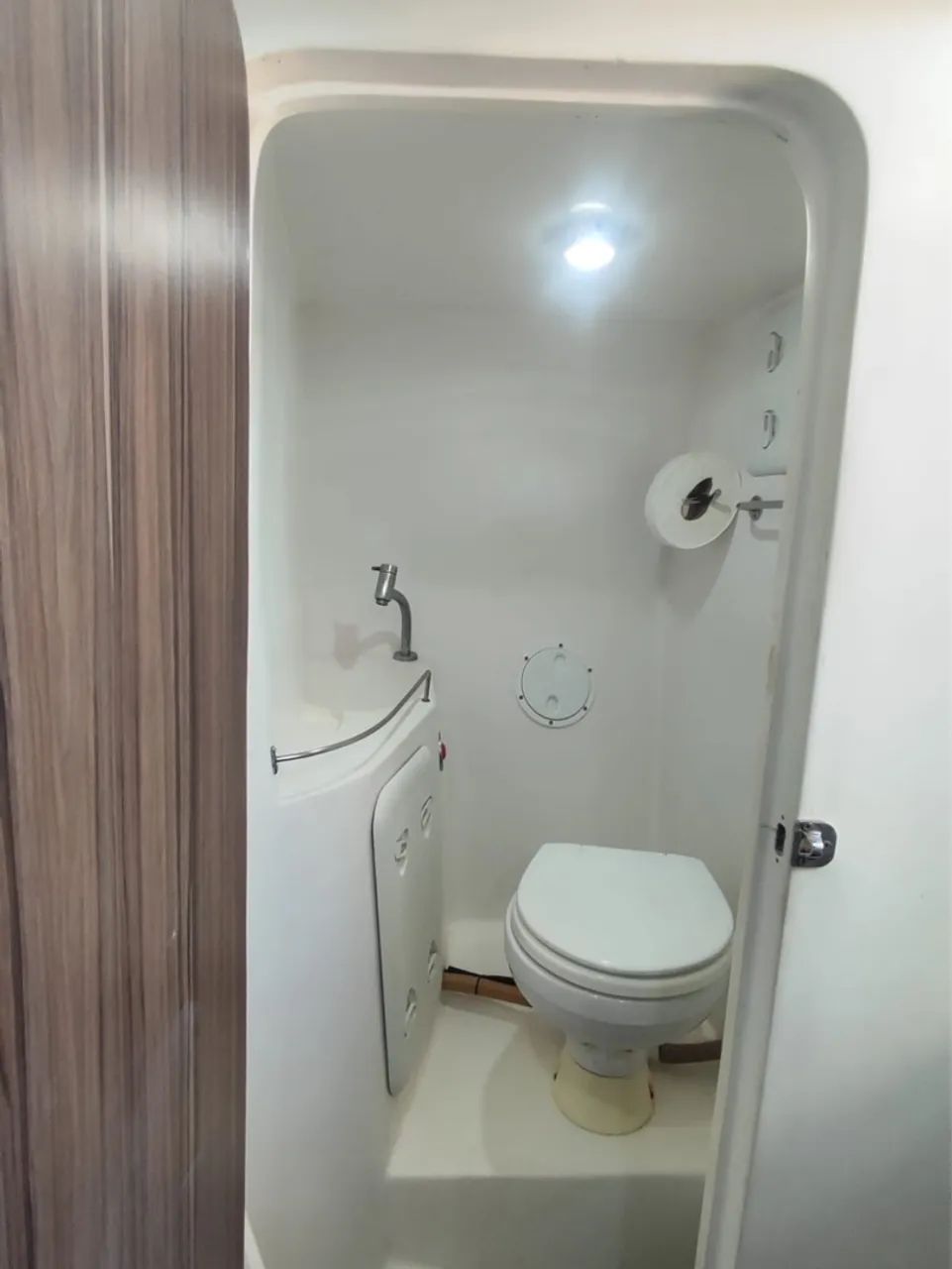 Lancha cabinada - Foto 12